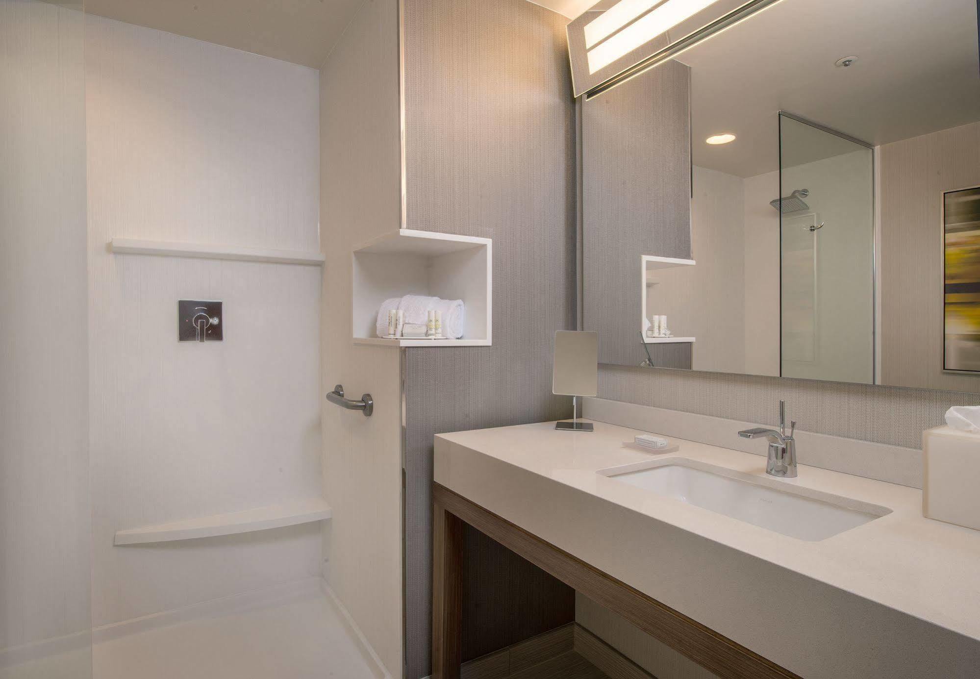 Courtyard By Marriott El Paso East/I-10 Hotel Ngoại thất bức ảnh